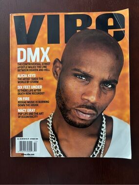 VIBE MAGAZINE OCTOBER 2001 DMX ON FRONT COVER GREAT CONDITION